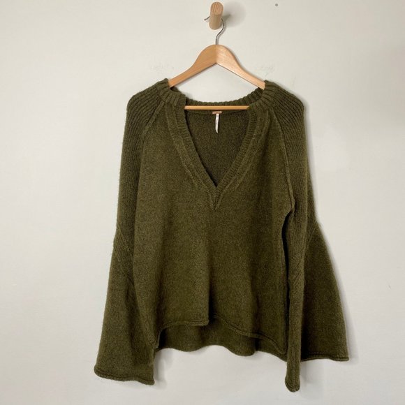 Free People Chunky Knit Bell Sleeve Sweater - Picture 5 of 8